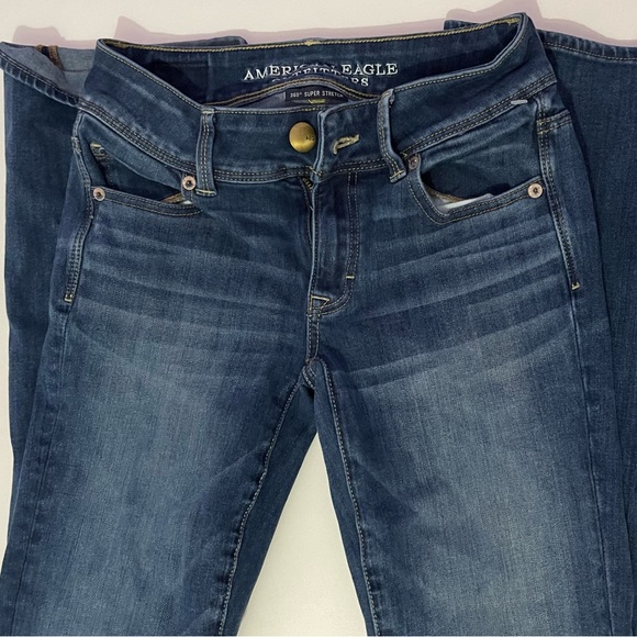 Jupe courte taille S American Vintage (Gebraucht) in Delémont für CHF 3